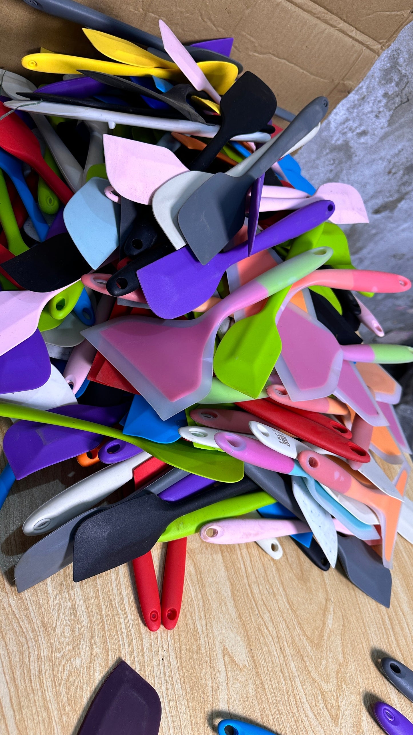 4 Pcs Silicon Spatulas and Palta