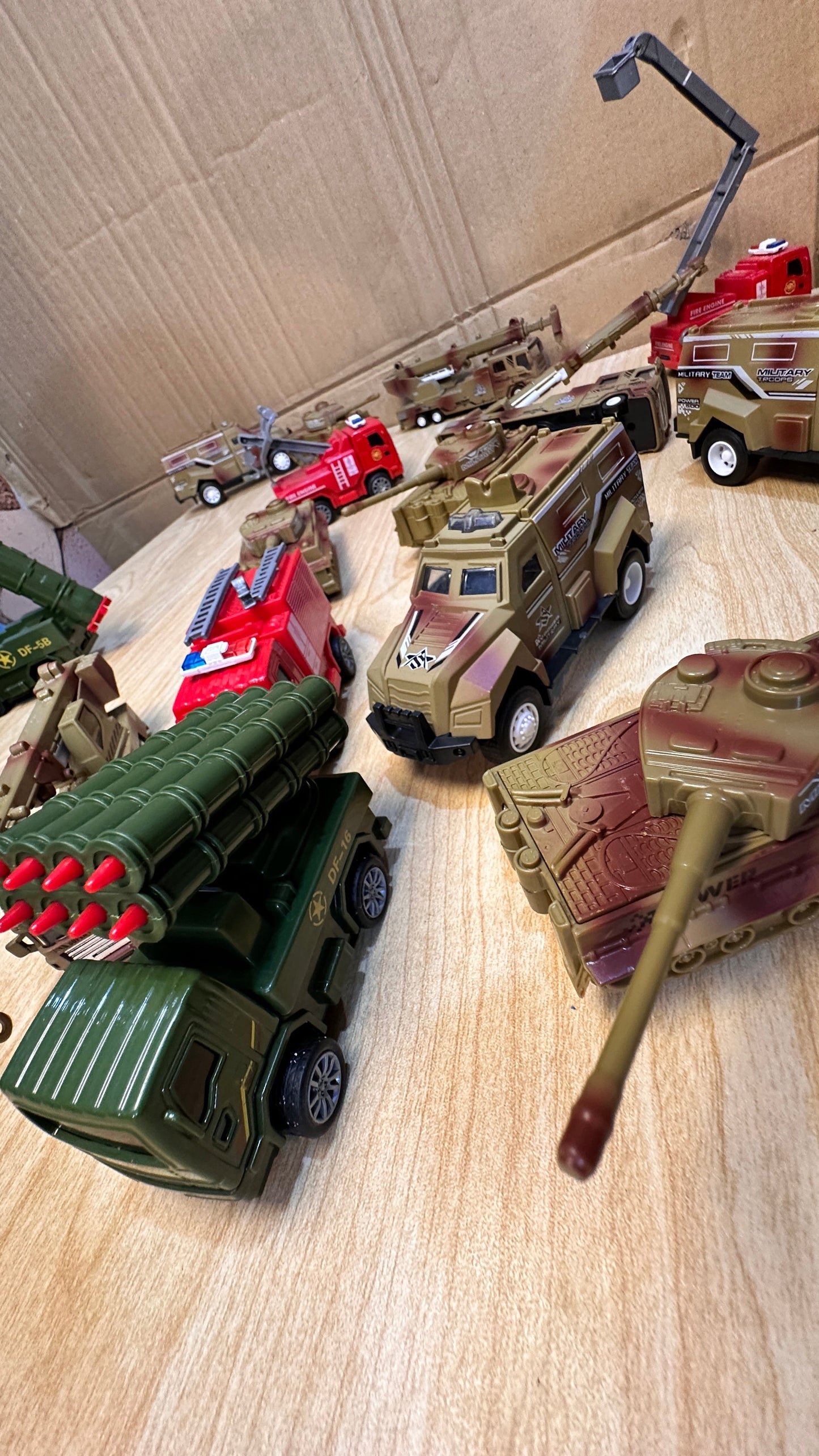 5 PCS Military cars set