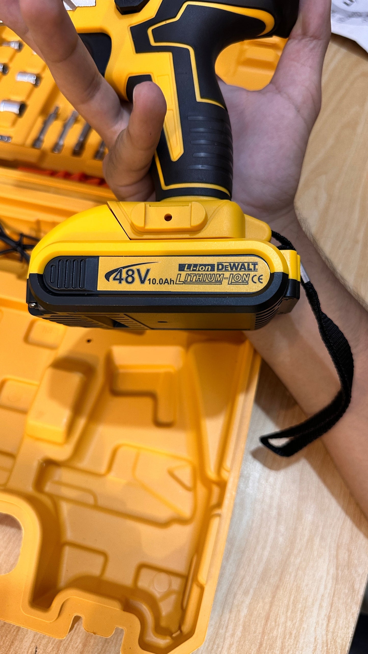 Rechargeable Drill and Tools Machine with Toolbox