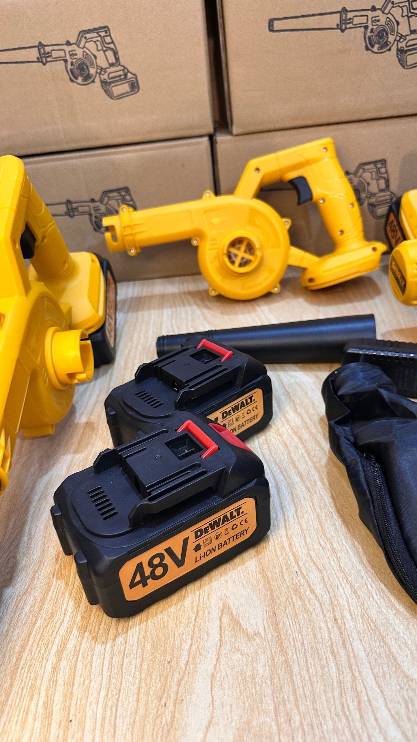 Rechargeable Blower and Vacuum