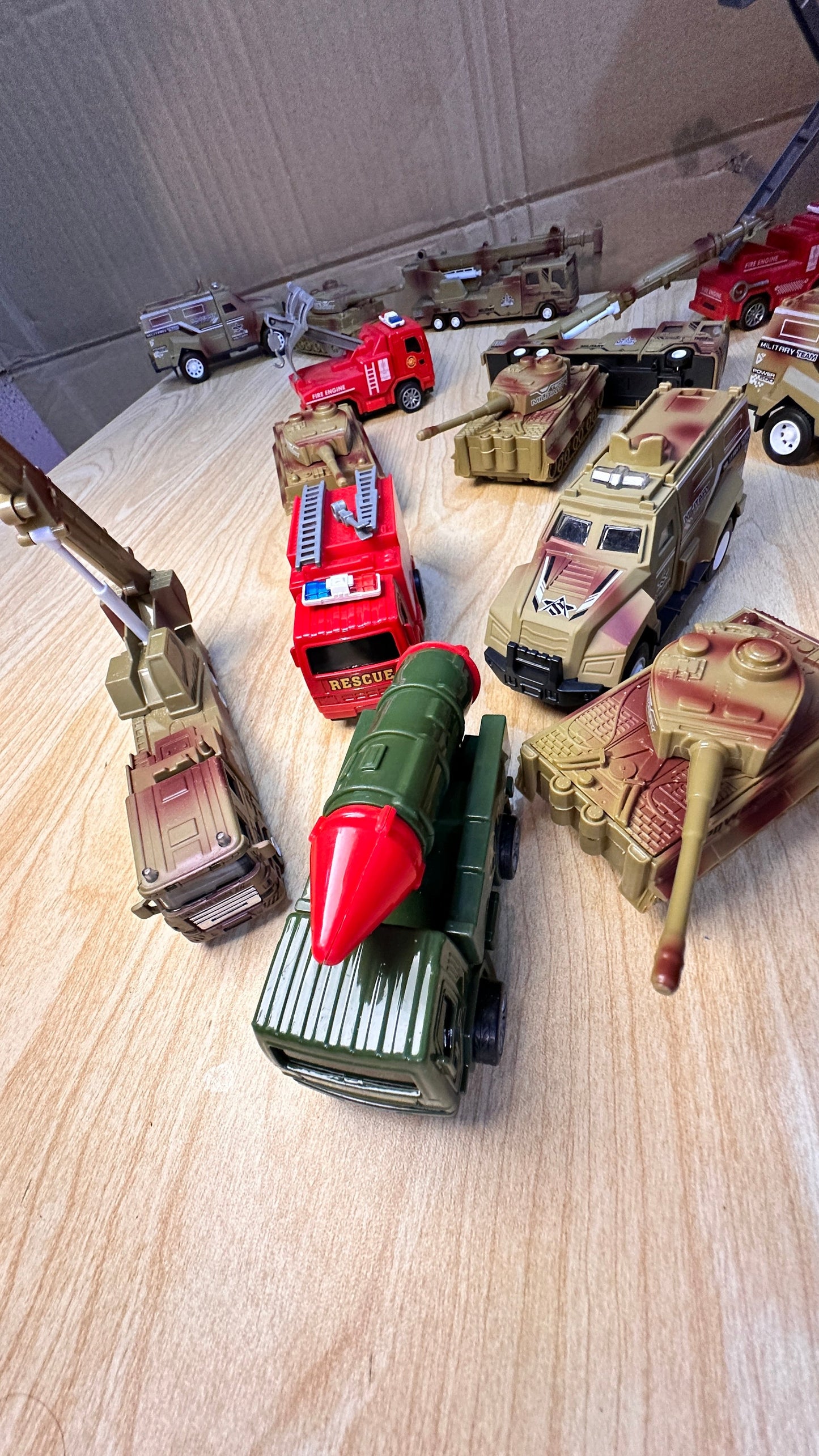 5 PCS Military cars set
